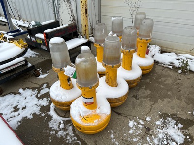 Quantity of (9) Wobblelight Work Lights