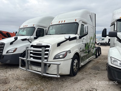 2021 Freightliner Cascadia 126 6x4 T/A Sleeper Truck Tractor (Inoperable)
