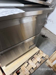 Refrigerated Sandwich/Salad Mega Top Prep Table with Drawers