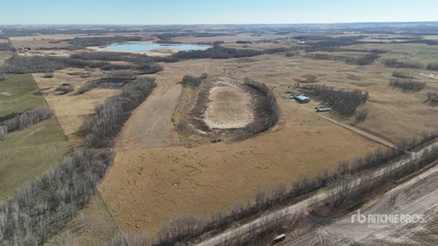 Delburne, AB SW 23-37-24-W4 160 +/- Acres on Title الربع المنزلي