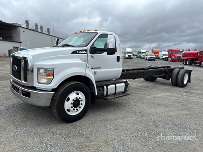2017 Ford F-750 4x2 Cab and Chassis
