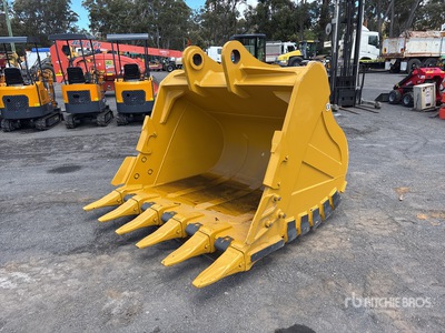 Elephant Attachments 1800 mm Q/C Digging Excavator Bucket