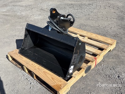 2025 GIYI 800 mm Hydraulic Tilting Excavator Bucket