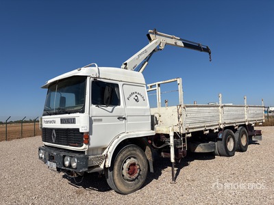 2001 Renault DG-320.26 Flatbed Truck w/Crane