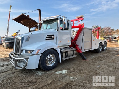 2022 Western Star 5700 6x4 Tow Truck