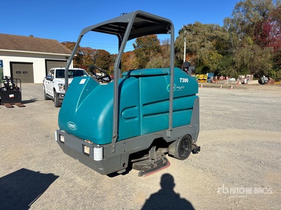 Tennant 7300 Ride-On Electric C/W Charger Fregadora de Suelos