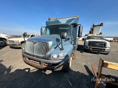 2008 International 4300 SBA 4x2 Utility Truck