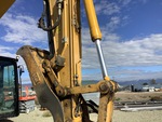 Hydraulics with Auxiliary Hydraulic Plumbing