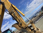 Hydraulics with Bucket Cylinder