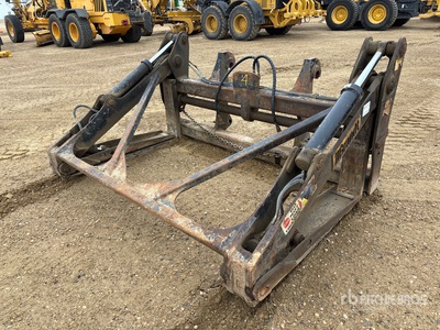Brandt 50 in Q/C Wheel Loader Grapple - Fits Doosan DL250
