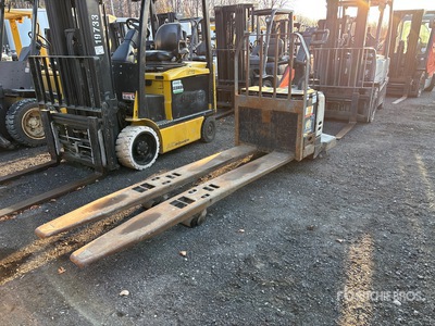 2006 Crown PE4000-60 6000 lb Electric Pallet Jack