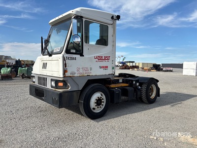 2016 Ottawa 4x2 Spotter Truck