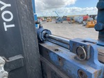 Hydraulics with Side Shift Cylinder