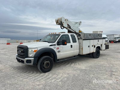 2014 DUR-A-LIFT INC DTAX39 39 ft on 2015 Ford F-550 XL 4x4 Extended Cab Camión con Cesta Elevadora