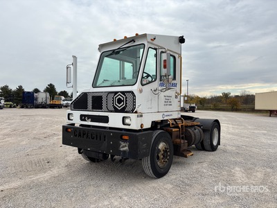 2021 Capacity TJ5000 Spotter Truck