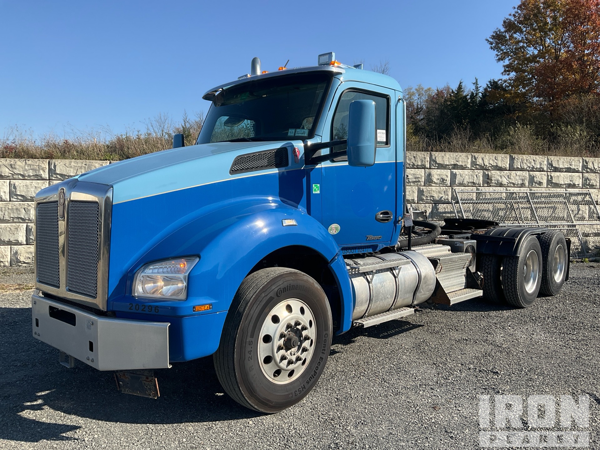 2020 Kenworth T880 6x4 T/A Dagcabine Trekker