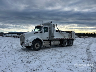 2023 Kenworth T880 6x4 T/A Dump Truck