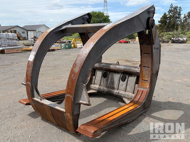 Ensign 2100 mm Log Grapple - Fits Volvo L180G
