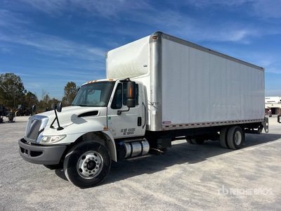 2019 International Durastar 4300 4x2 Moving Van Truck