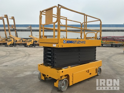 2018 XCMG GTJZ1412 Electric Scissor Lift