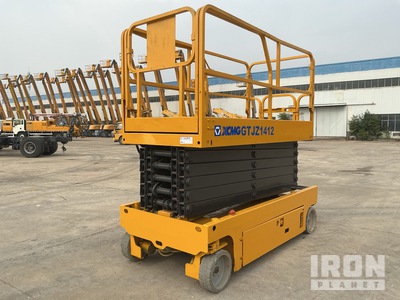 2018 XCMG GTJZ1412 Electric Scissor Lift