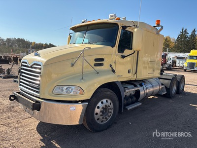 Mack 6x4 トラックトラクター(T/A) (Inoperable)