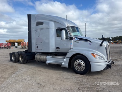 Aspect général with Image, coin avant droit