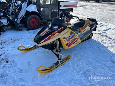 2004 Ski-doo MXZ Renegade 800HO Blair Morgan Edition スノーモービル (Inoperable)