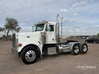 2006 Peterbilt 378 6x4 Ciągnik siodłowy T/A z kabiną dzienną