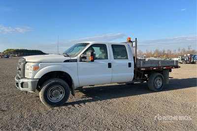 2012 Ford F-350 4x2 Crew Cab Flatbed Truck