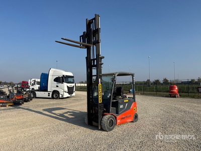 2014 Toyota 8FBMT30 3000 kg Electric Forklift