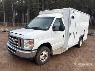 2019 Ford E-350 4x2 Ambulancia