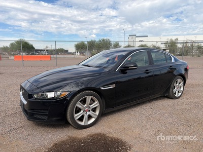 2017 Jaguar XE Automobile