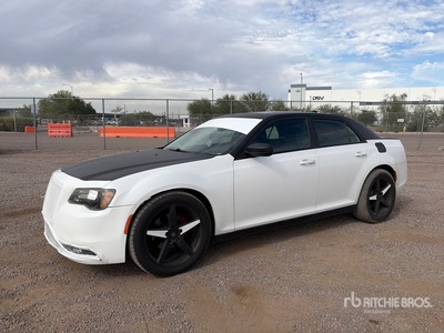 2015 Chrysler 300 Automobile