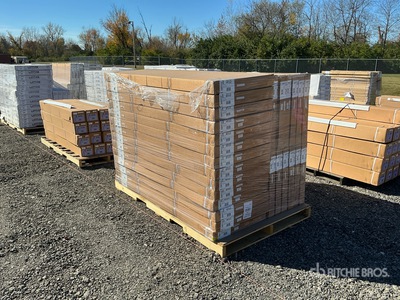 Quantity of (26) Soft Tri-Fold Tonneau Cover Accessori per autocarro (Unused)