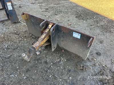 Acoplador de Remolque para Minicargadora