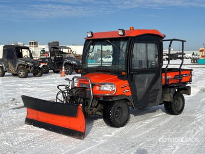 Kubota RTV900XT 4x4 Utility Vehicle