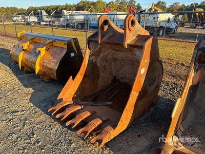West Side 48 in Digging Excavator Bucket - Fits John Deere 350G