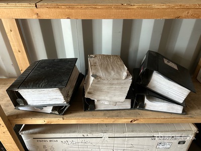 Quantity of (6) Manuals for John Deere Combine Harvester Divers - autres