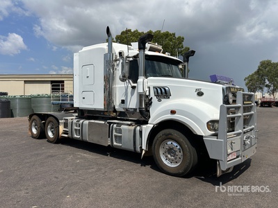 2012 Mack CXXT Titan 6x4 Cabeza Tractora Cabina Dormitorio