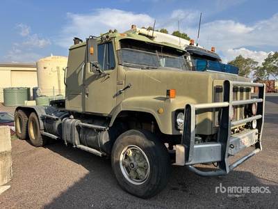 1989 International S-Line 2600 6x4 Cabeza Tractora Cabina Dormitorio