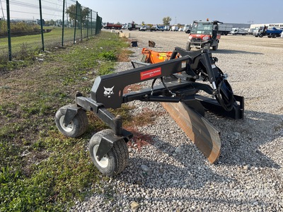 2011 Bobcat Mi GRADER84 Skid Steer Grader