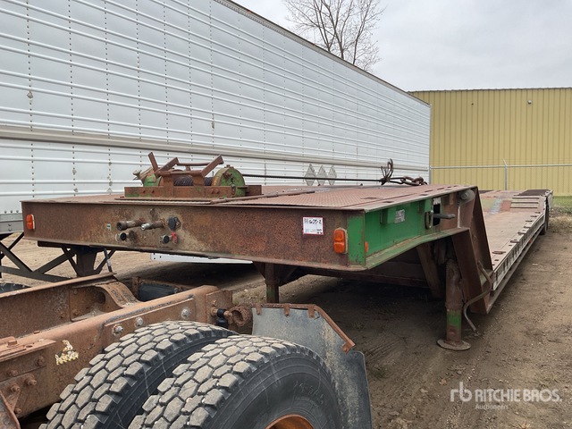 Construction and Machinery Trailers