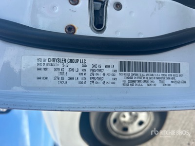 2014 Ram 1500 4x2 Crew Cab Pickup