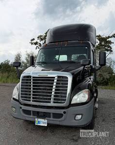 2017 Freightliner Custom CASCADIA Cabeza Tractora Cabina Corta