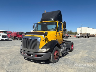 2013 International 8600 6x4 4x2 Day Cab Prime Mover