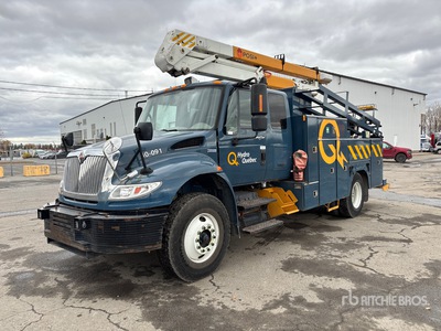 2009 Posi-Plus 190-40-A 40 ft on 2009 International 4300 SBA 4x2 Extended Cab Bucket Truck