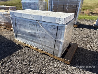 Quantity of (9) Leer Latitude Soft Folding Tonneau Cover Divers