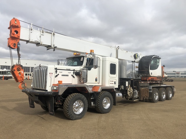Manitex 4596T Straight Boom on 2013 Kenworth C500 Tri/A Truck