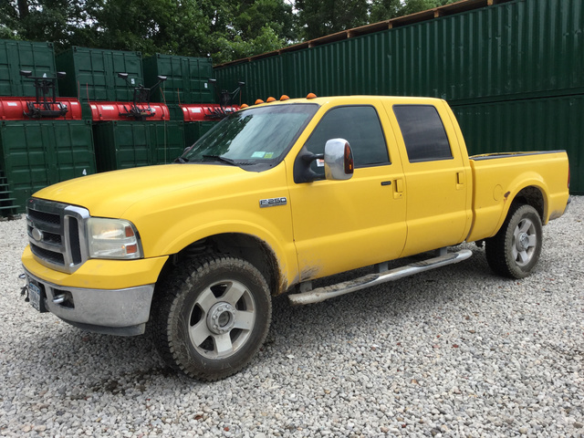 2006 Ford F-250 Lariat Super Duty Amarillo Edition 4x4 Crew Cab Pickup 2006 Ford F-250 Lariat Super Duty Amarillo Edition 4x4 Crew Cab Pickup